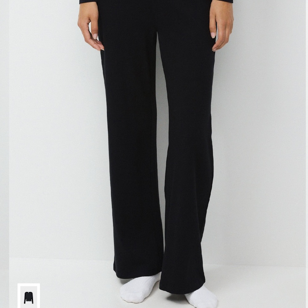 HomeStretch™ Rib Kickback Pant - Picture 3 of 5